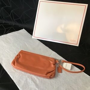 NWT Coach ALI leather wristlet